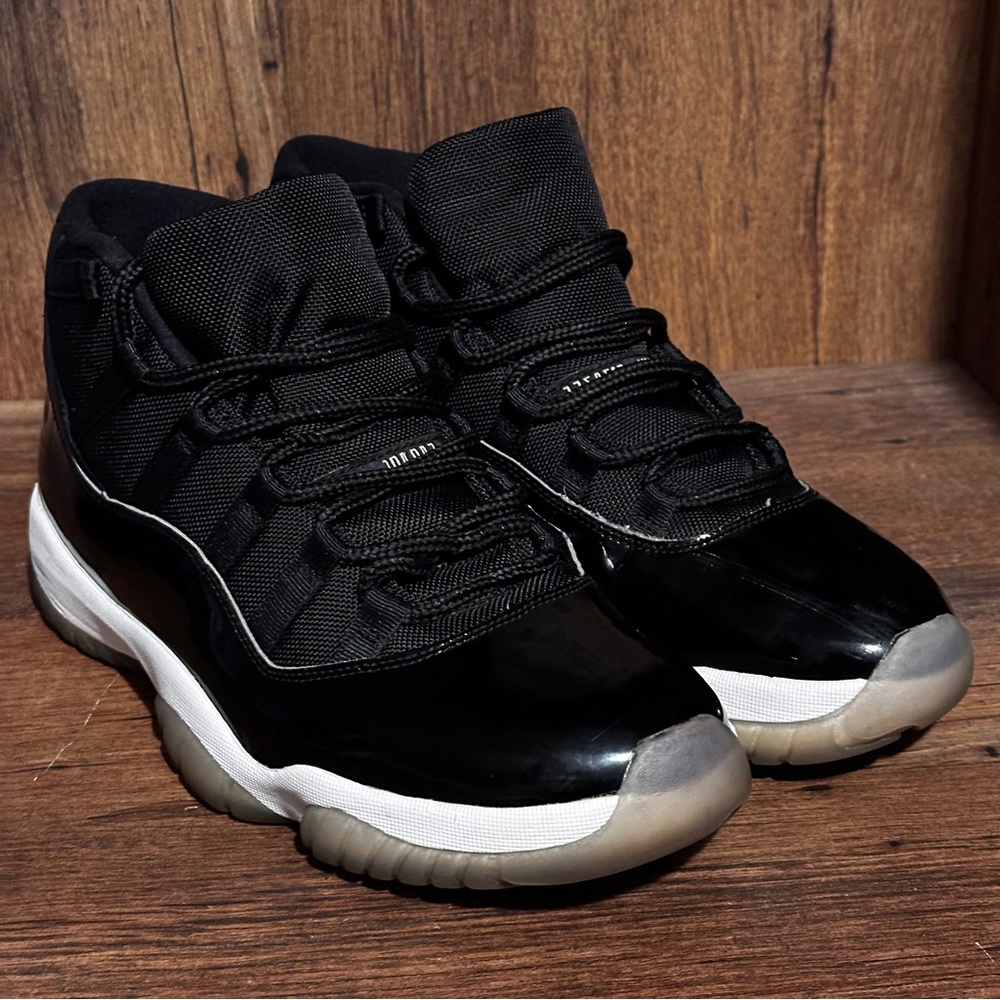 Jordan XI (11) Space Jam 2016 Size Mens 11.5 378037-003 Basketball Shoes